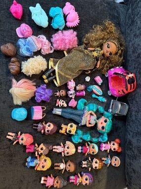 L.O.L. Surprise! Dolls and Accessories Bundle - Pink, Teal, Brown, Blonde